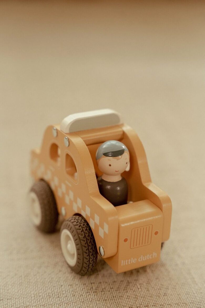 Little Dutch Taxi FSC 2533